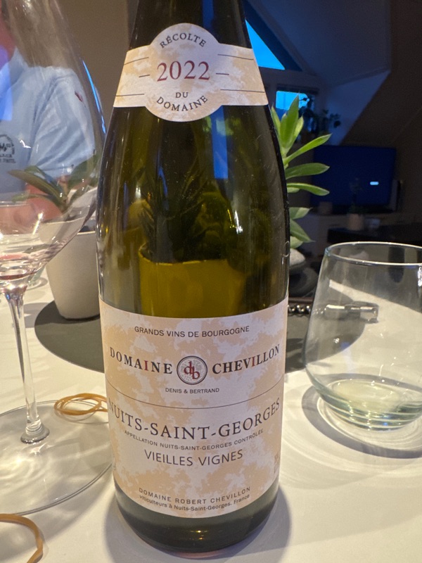 Domaine Robert Chevillon Nuits-Saint-Georges Vieilles Vignes | Vinify